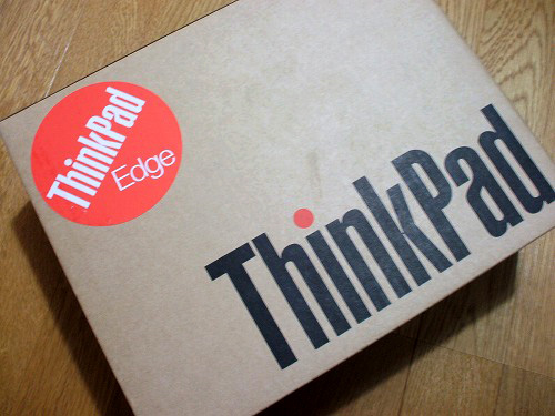 Thinkpad Edge 11”の箱