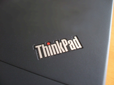 Thinkpad X200のトップパネル右側ロゴ