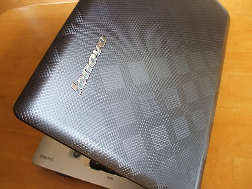 IdeaPad U350のトップパネル