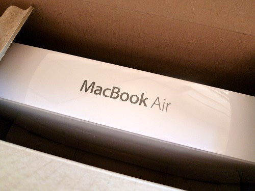 MacBook Air の箱