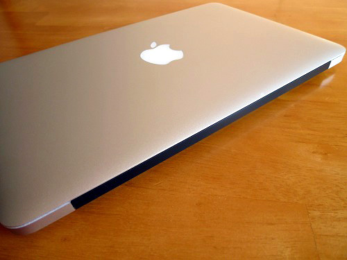 MacBook Air の背面