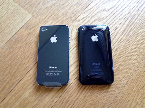 iPhone4とiPhone背面
