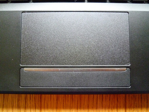 LuvBook L　のタッチパッド