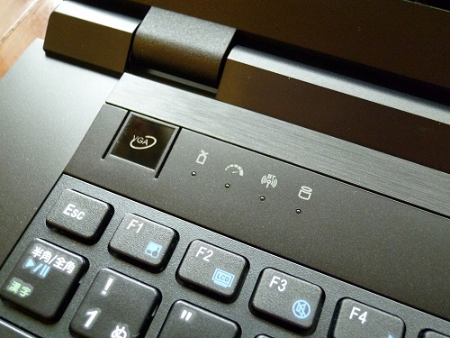LuvBook DのVGAボタン