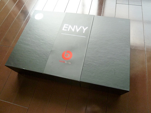 ENVY17の箱